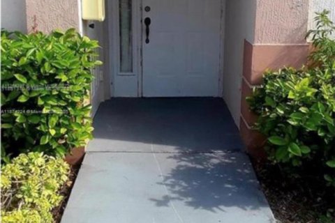 Copropriété à vendre à Homestead, Floride: 2 chambres, 76.37 m2 № 1928411 - photo 1