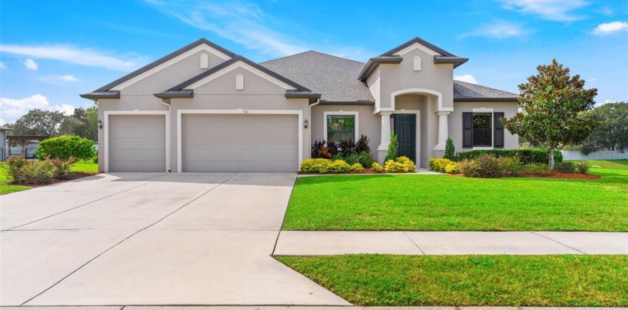 House in Spring Hill, Florida 5 bedrooms, 353.21 sq.m. № 1419760