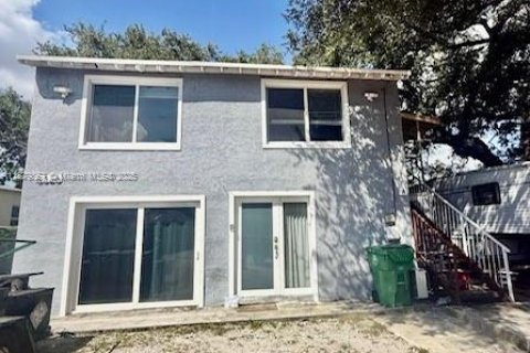 Villa ou maison à louer à Miami, Floride: 2 chambres, 201.04 m2 № 1925409 - photo 6