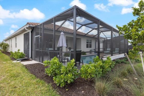 House in Englewood, Florida 3 bedrooms, 207.08 sq.m. № 1625128 - photo 8