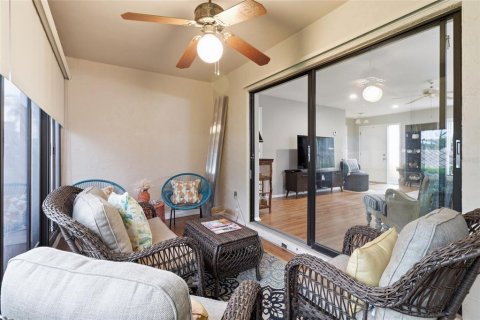 Villa ou maison à vendre à Sarasota, Floride: 2 chambres, 114.83 m2 № 2345644 - photo 19