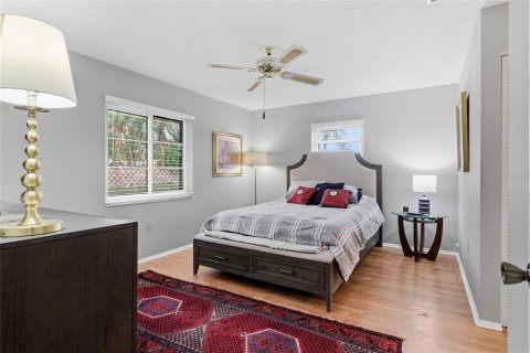 Villa ou maison à vendre à Sarasota, Floride: 2 chambres, 114.83 m2 № 2345644 - photo 12