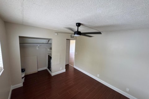 Condo in North Palm Beach, Florida, 2 bedrooms  № 2177028 - photo 17