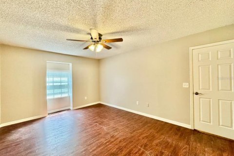 Villa ou maison à louer à Tampa, Floride: 4 chambres, 204.38 m2 № 2344627 - photo 22