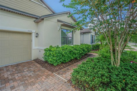 Casa en venta en Land O' Lakes, Florida, 2 dormitorios, 205.13 m2 № 1918366 - foto 4