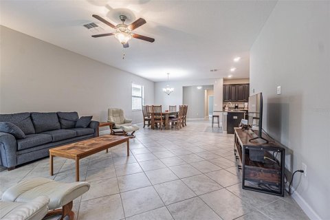 Casa en venta en Land O' Lakes, Florida, 2 dormitorios, 205.13 m2 № 1918366 - foto 17