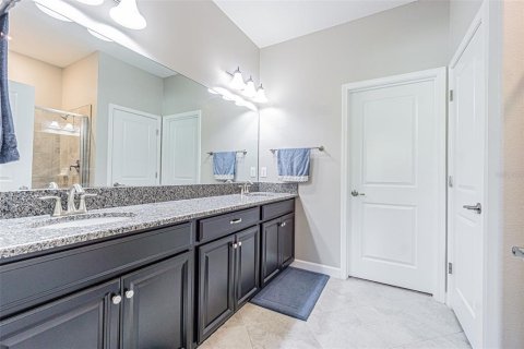 Casa en venta en Land O' Lakes, Florida, 2 dormitorios, 205.13 m2 № 1918366 - foto 27