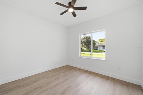 House in Sebring, Florida 3 bedrooms, 138.61 sq.m. № 2429305 - photo 17
