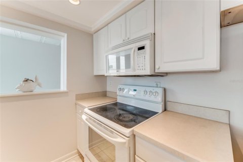 Купить кондоминиум в Нью-Смирна-Бич, Флорида 6 комнат, 76.18м2, № 1515048 - фото 12
