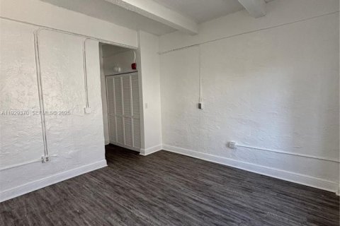 Appartement à louer à Miami Beach, Floride: 1 chambre, 55.74 m2 № 1987626 - photo 4