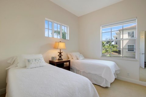 Condo in North Palm Beach, Florida, 3 bedrooms  № 2184994 - photo 12