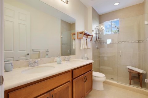 Condo in North Palm Beach, Florida, 3 bedrooms  № 2184994 - photo 13