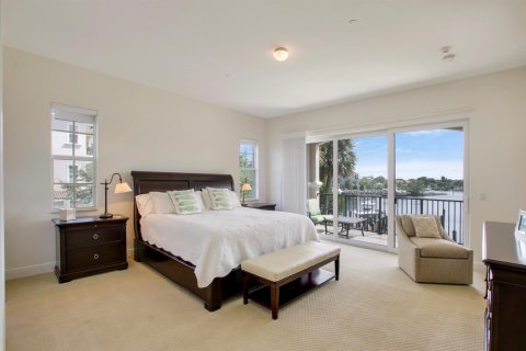 Condo in North Palm Beach, Florida, 3 bedrooms  № 2184994 - photo 9