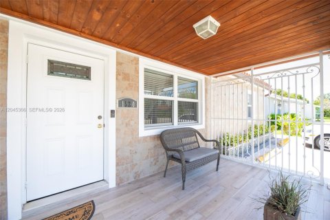 Villa ou maison à vendre à Fort Lauderdale, Floride: 3 chambres, 103.12 m2 № 2282898 - photo 27