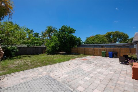 Villa ou maison à vendre à Fort Lauderdale, Floride: 3 chambres, 103.12 m2 № 2282898 - photo 29