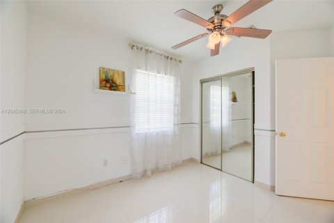 Villa ou maison à vendre à Fort Lauderdale, Floride: 3 chambres, 103.12 m2 № 2282898 - photo 23