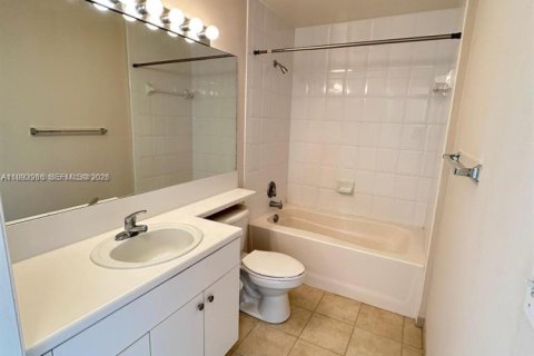 Снять в аренду кондоминиум в Уэст-Палм-Бич, Флорида 1 спальня, 64.66м2, № 2056914 - фото 11