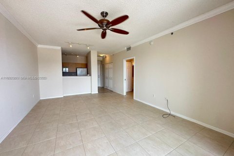 Снять в аренду кондоминиум в Уэст-Палм-Бич, Флорида 1 спальня, 64.66м2, № 2056914 - фото 6