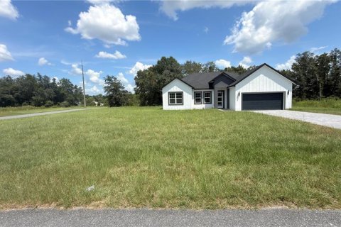 Villa ou maison à louer à Ocala, Floride: 4 chambres, 176.14 m2 № 2306172 - photo 2