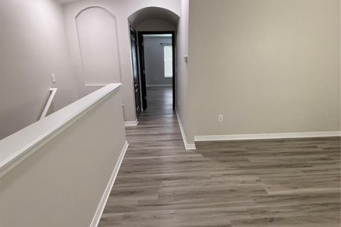 Townhouse in Wesley Chapel, Florida 2 bedrooms, 145.86 sq.m. № 2095389 - photo 10