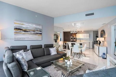 Copropriété à louer à Miami, Floride: 2 chambres, 144.83 m2 № 1972345 - photo 2