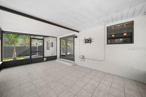 House in Ocala, Florida 3 bedrooms, 142.14 sq.m. № 1651147 - photo 7