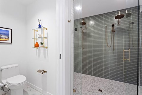 Condo in Saint Petersburg, Florida, 3 bedrooms  № 2093986 - photo 21