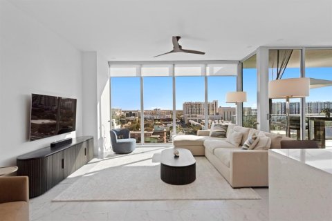 Condo in Saint Petersburg, Florida, 3 bedrooms  № 2093986 - photo 6