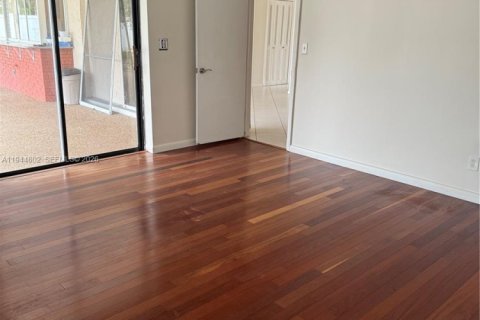 Купить виллу или дом в Плантация, Флорида 3 спальни, 171.31м2, № 2001396 - фото 13