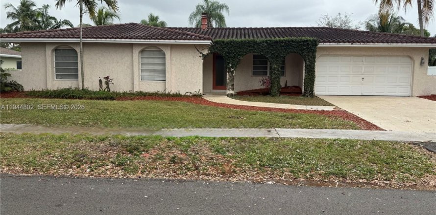 Дом в Плантация, Флорида 3 спальни, 171.31м2 № 2001396