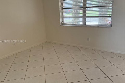 Купить виллу или дом в Плантация, Флорида 3 спальни, 171.31м2, № 2001396 - фото 4