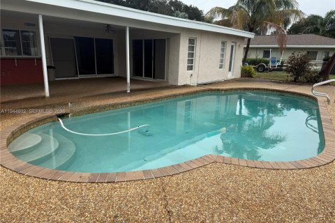 Купить виллу или дом в Плантация, Флорида 3 спальни, 171.31м2, № 2001396 - фото 23