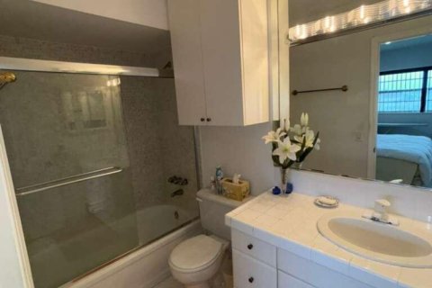 Condominio en venta en Lauderdale Lakes, Florida, 2 dormitorios, 87.7 m2 № 2089584 - foto 15