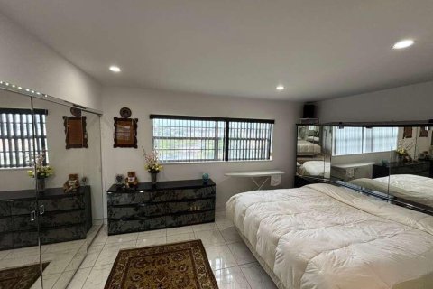 Condominio en venta en Lauderdale Lakes, Florida, 2 dormitorios, 87.7 m2 № 2089584 - foto 12