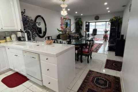 Condominio en venta en Lauderdale Lakes, Florida, 2 dormitorios, 87.7 m2 № 2089584 - foto 7