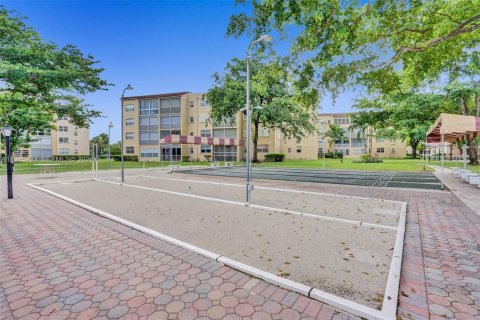 Condominio en venta en Lauderdale Lakes, Florida, 1 dormitorio, 59.83 m2 № 2005810 - foto 29