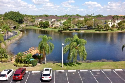 Condominio en alquiler en Plantation, Florida, 2 dormitorios, 94.3 m2 № 2010789 - foto 20