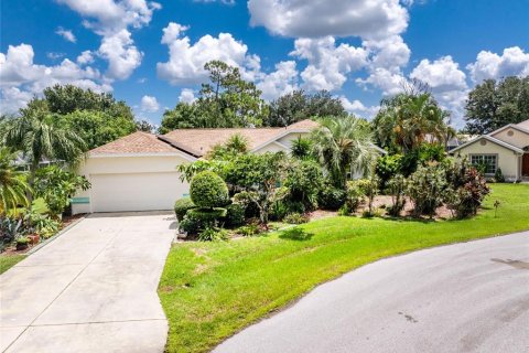 House in Punta Gorda, Florida 3 bedrooms, 201.97 sq.m. № 1918660 - photo 5