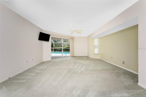 House in Punta Gorda, Florida 3 bedrooms, 201.97 sq.m. № 1918660 - photo 30