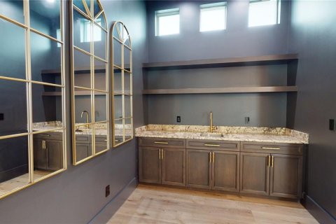 Villa ou maison à louer à Saint Petersburg, Floride: 4 chambres, 270.16 m2 № 2156087 - photo 22
