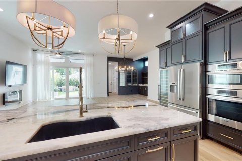 Villa ou maison à louer à Saint Petersburg, Floride: 4 chambres, 270.16 m2 № 2156087 - photo 11