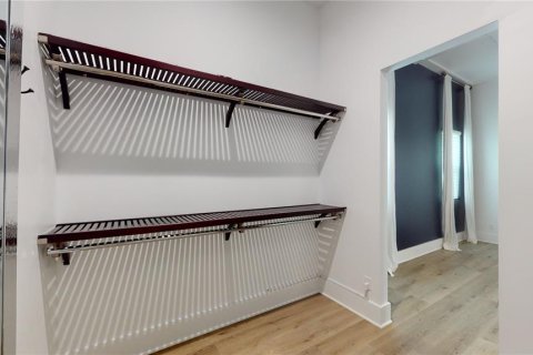 Villa ou maison à louer à Saint Petersburg, Floride: 4 chambres, 270.16 m2 № 2156087 - photo 30