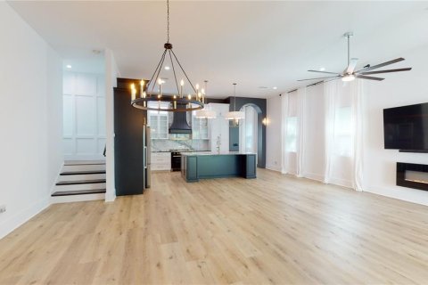 Villa ou maison à louer à Saint Petersburg, Floride: 4 chambres, 270.16 m2 № 2156087 - photo 26