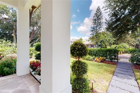 Villa ou maison à louer à Saint Petersburg, Floride: 4 chambres, 270.16 m2 № 2156087 - photo 4