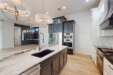 Villa ou maison à louer à Saint Petersburg, Floride: 4 chambres, 270.16 m2 № 2156087 - photo 7