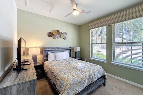 Casa en venta en Kissimmee, Florida, 8 dormitorios, 375.42 m2 № 1690066 - foto 11