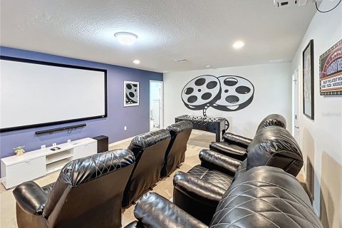 Casa en venta en Kissimmee, Florida, 8 dormitorios, 375.42 m2 № 1690066 - foto 26