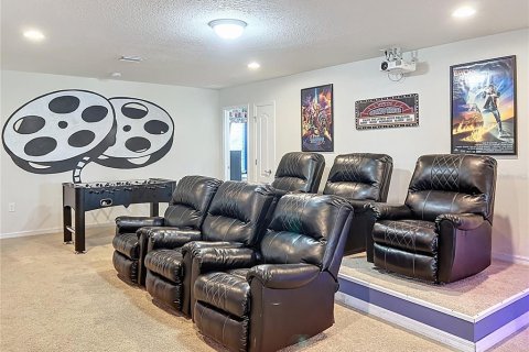 Casa en venta en Kissimmee, Florida, 8 dormitorios, 375.42 m2 № 1690066 - foto 22