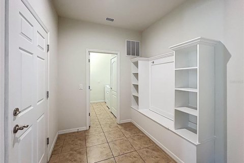Casa en venta en Kissimmee, Florida, 8 dormitorios, 375.42 m2 № 1690066 - foto 14