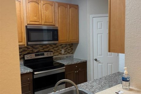 Condo in Orlando, Florida, 2 bedrooms  № 2095470 - photo 27